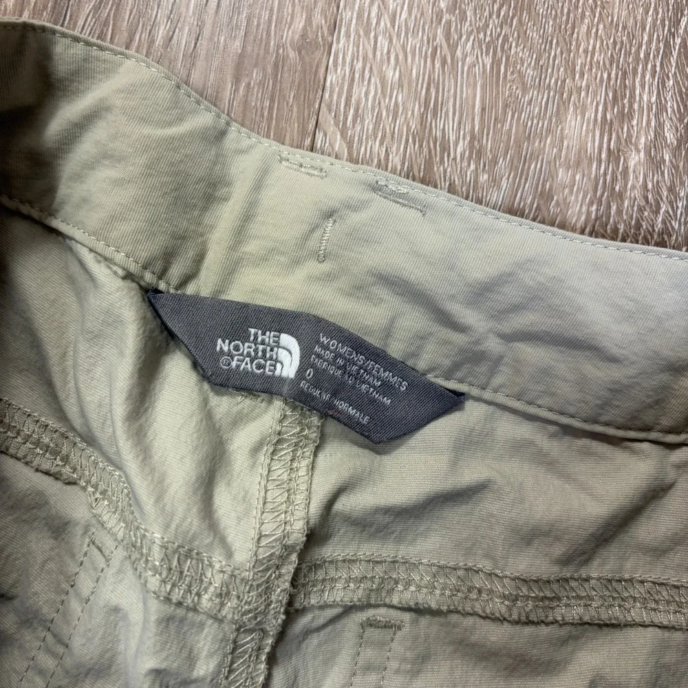 The North Face 2.0 Paramount Pants Convertible Size 0 Tan Zip Offs Hiking